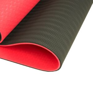 Close-up of Powertrain TPE yoga mat showing dual-layer non-slip textured surface and 8mm cushioned design for improved grip, comfort and stability during exercise