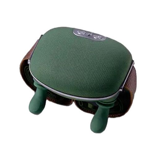 Illustration showing heat transfer from the neck massager for comfortable neck and shoulder relaxation