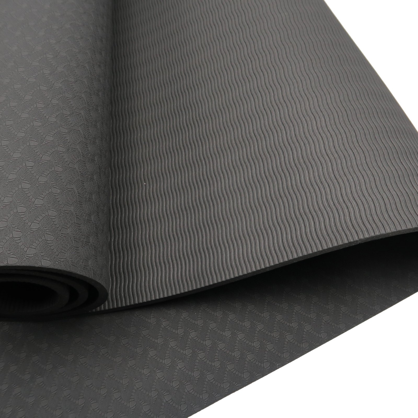 Black Powertrain 6mm non-slip TPE yoga mat with carry strap